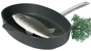 FISCHBRATPFANNE, induktionsgeeignet ALUMINIUMGUSS Länge: 38 cm